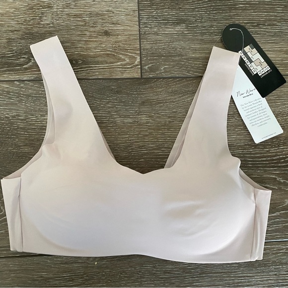 Wonderbra - Picture 3 of 8